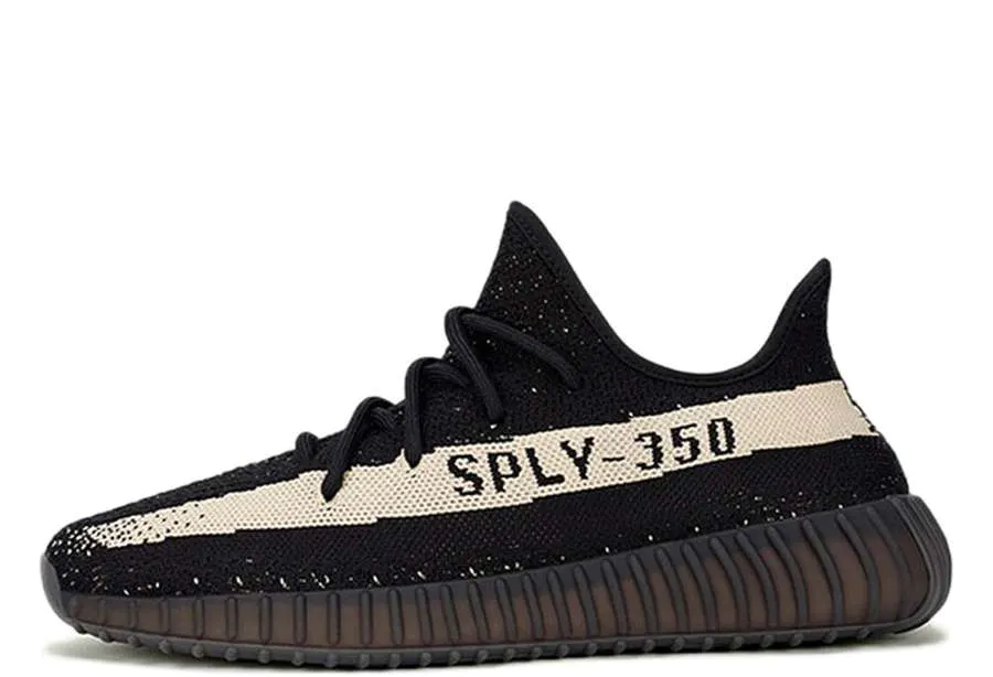 Yeezy 350 v2 Oreo